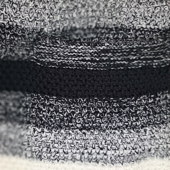 Calvin Klein Monochrome Black Cream Striped Cardigan Womens Size Med #62 - Picture 7 of 8